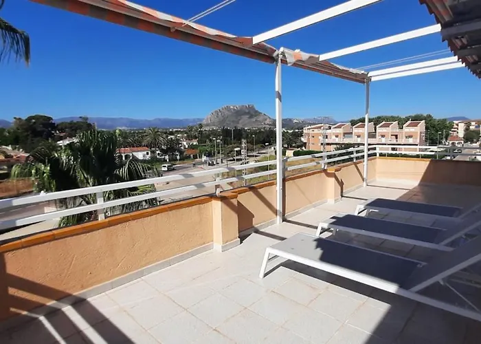 Atico En Urb Bahia De Denia De Vacaciones Mar Por Medio